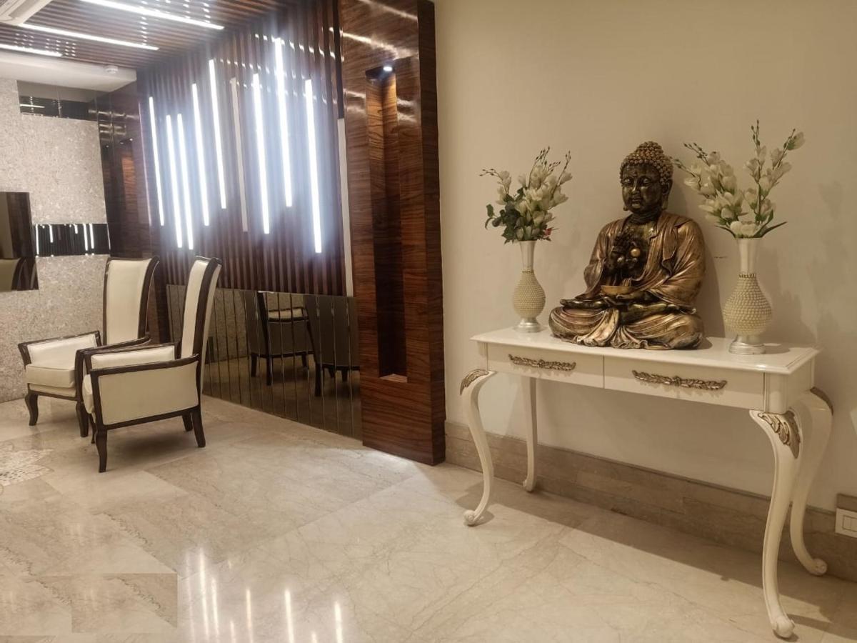 The Orlov Hotel Panipat Bagian luar foto