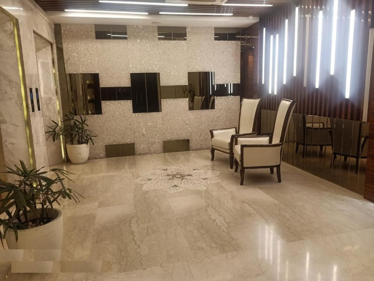 The Orlov Hotel Panipat Bagian luar foto