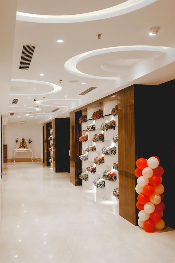 The Orlov Hotel Panipat Bagian luar foto